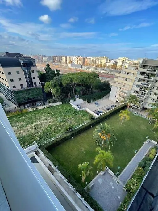 Boulevard Suite Bari 0*,